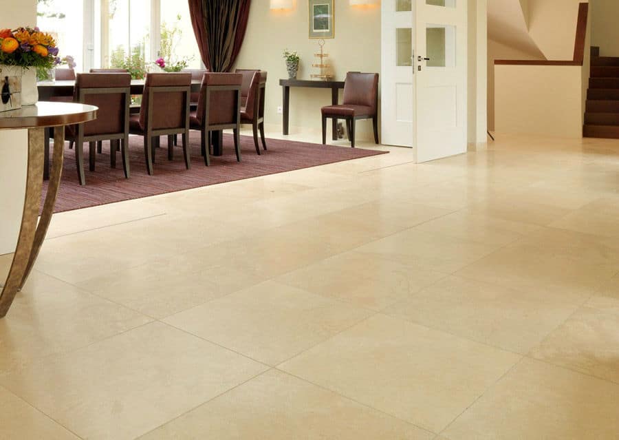 Stone floor travertine patinated in the living and dining area