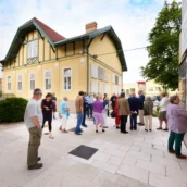 Schubertstone in Wien zeigt Bodenplatten aus Naturstein