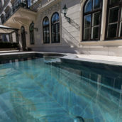 City flat with pool in Vienna