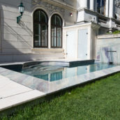 Natural stone pool edge in Vienna