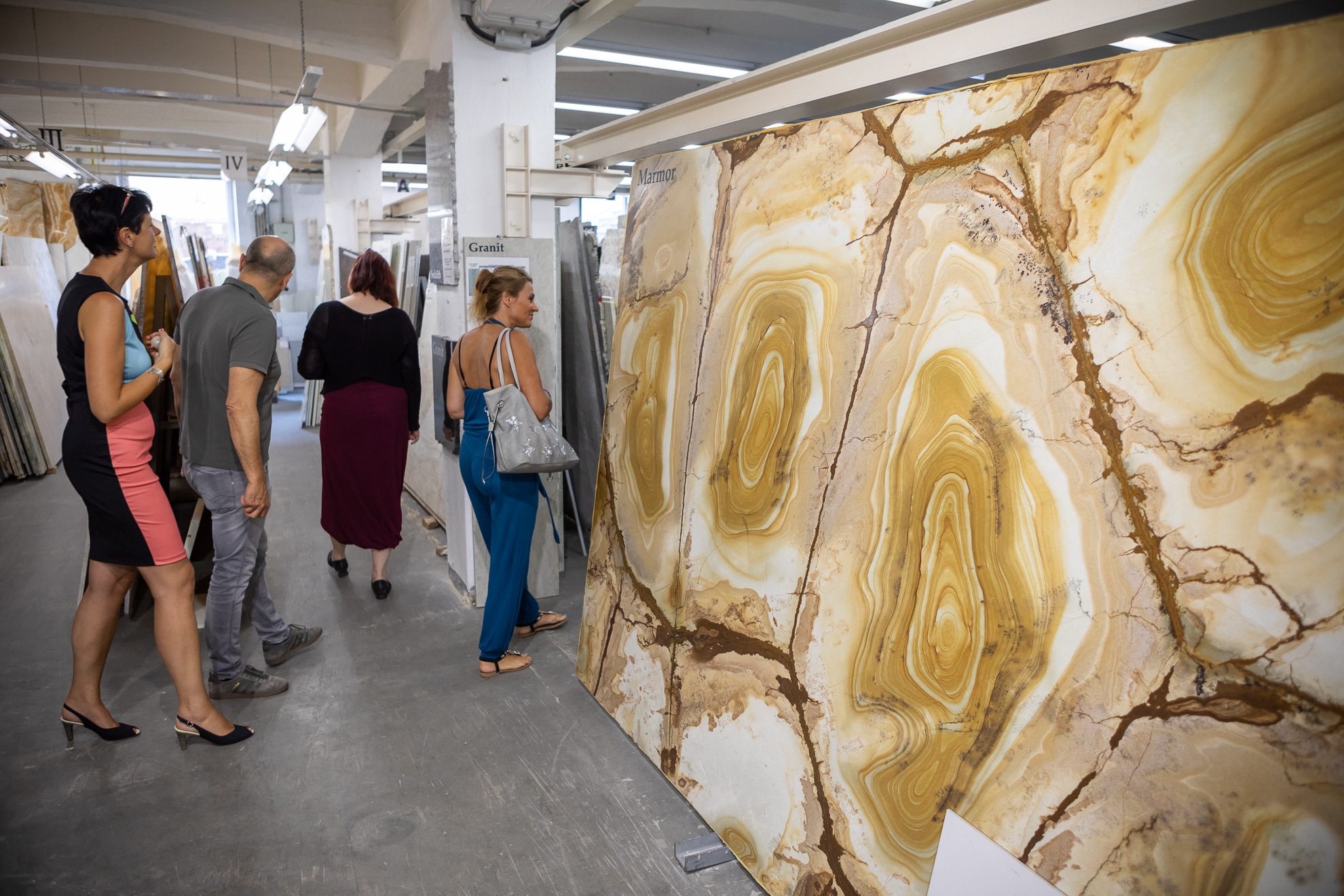 Steinplatten-Ausstellung Naturstein bei SCHUBERT STONE in Wien