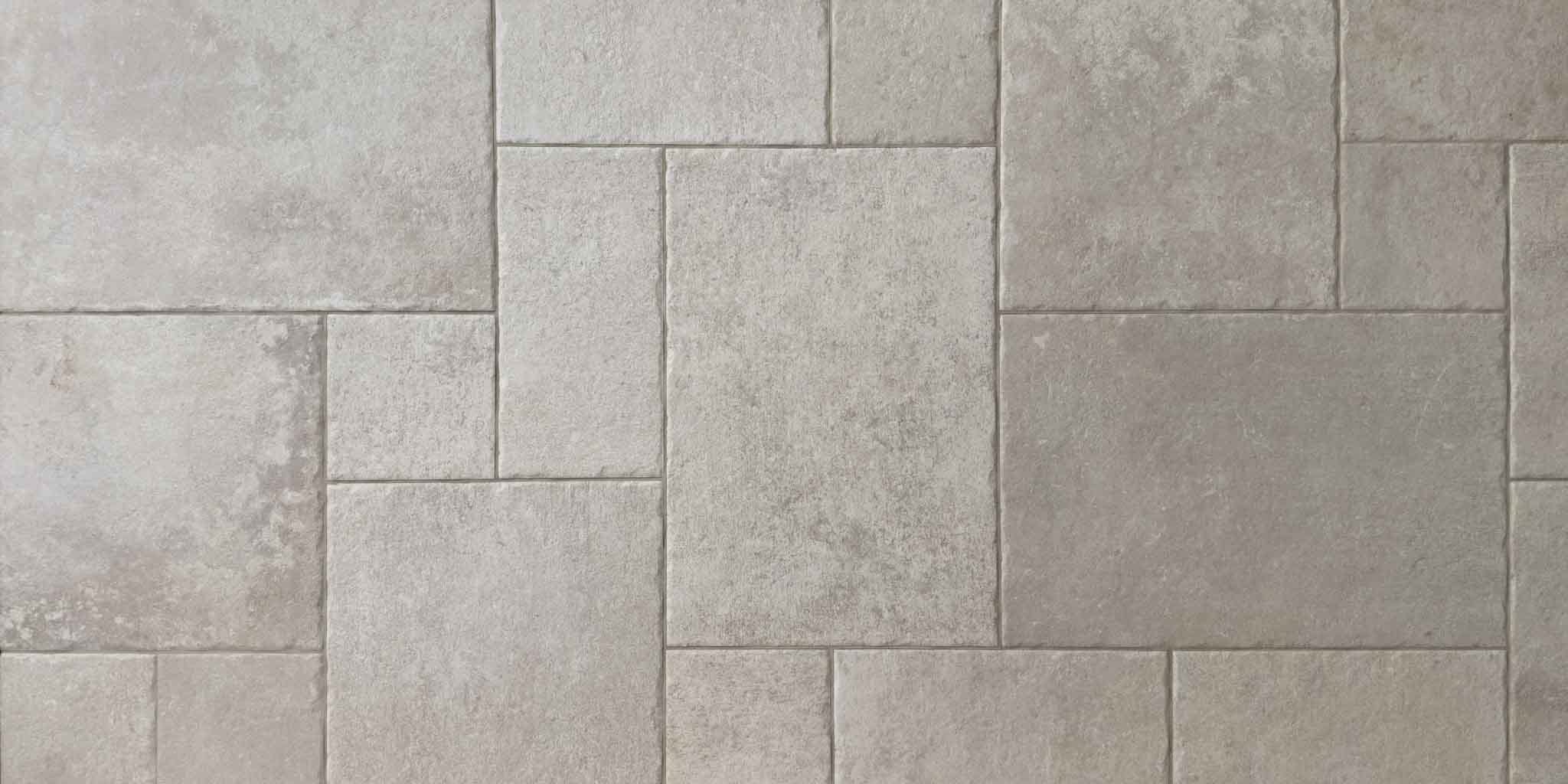 Feinsteinzeug Kalksteinoptik Boden Fliesen römischer Verband beige